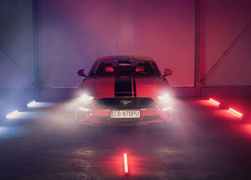 Ford Mustang van Ma Chan