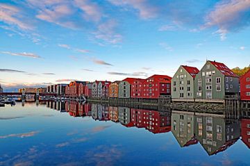 Soirée calme de fin d'été à Trondheim sur Reinhard  Pantke