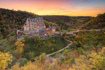 Burg Eltz im Herbst