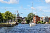 zeilboot en windmolen