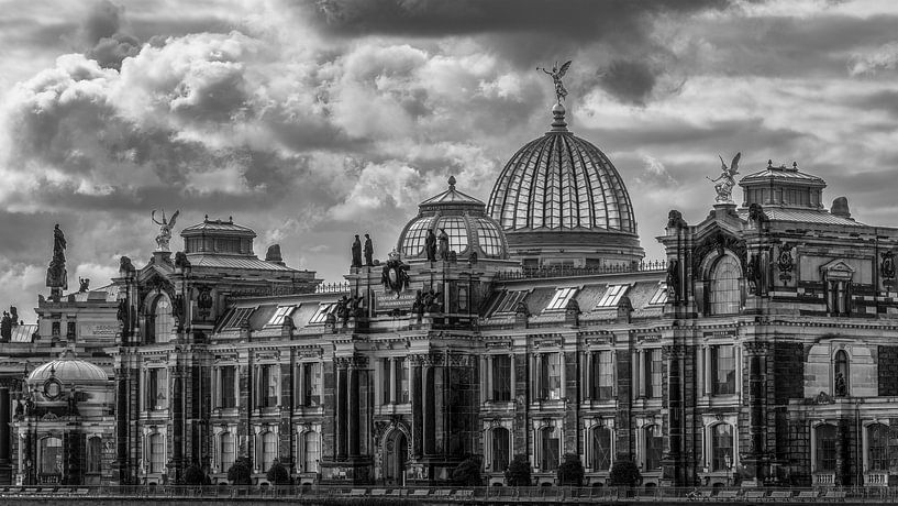 Dresden van Ralf Hickmann