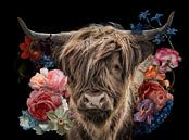 Scottish Highlander dans les fleurs par John van den Heuvel Aperçu