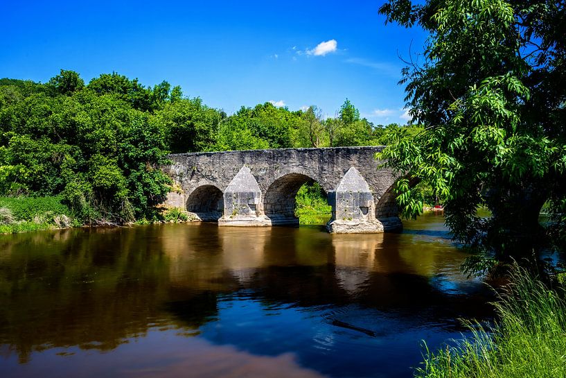 Pont médiéval en pierre sur l'Altmühl près de Pfünz par ManfredFotos