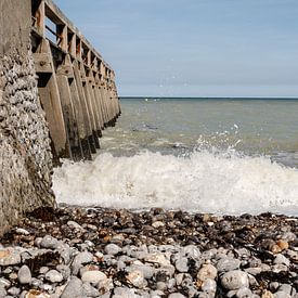 The power of nature: the surf crashing against the historic concrete pier by Gottfried Carls