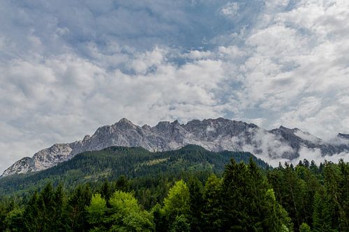 Prachtig alpenpanorama op de Zugspitze