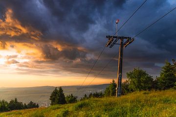 Gewitterstimmung am Skihang Fichtelberg von Daniela Beyer