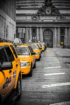 New York's Yellow Cabs op Grand Central Station van Hannes Cmarits
