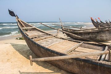 Vietnam Coast Line van Anne Zwagers