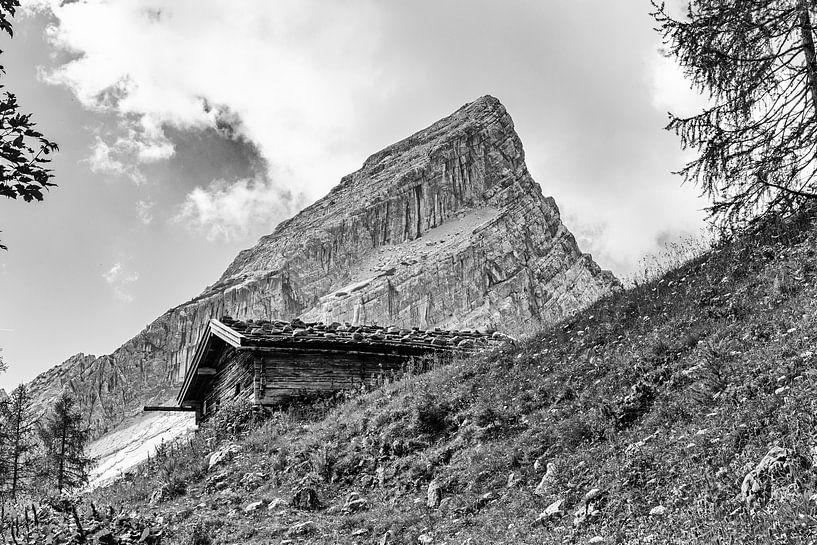 Mountain hut by Peter Stottmeister