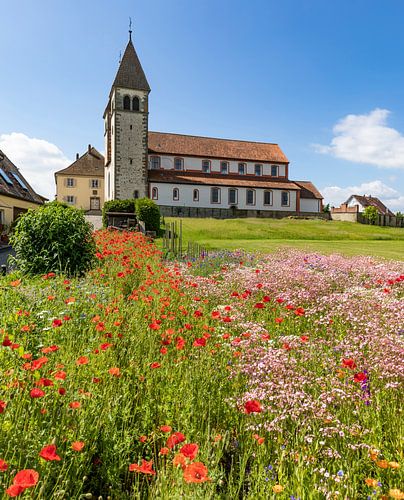 Kerk van Sint Petrus en Paulus op het eiland Reichenau