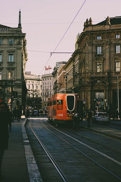 Milan by Hello Pompoyo