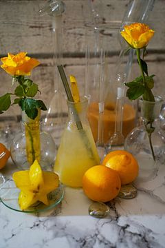 Limoen variatie met bananen likeur in een glas. heerlijke en fruitige cocktails geserveerd in een gl van Babetts Bildergalerie