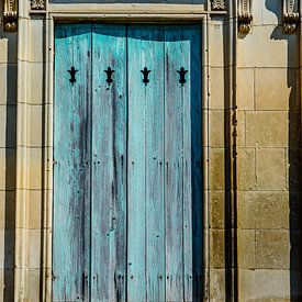 geschlossene Fensterläden von Yvonne Blokland