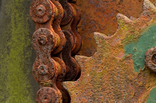Verrostet Zahnräder mit Ketten