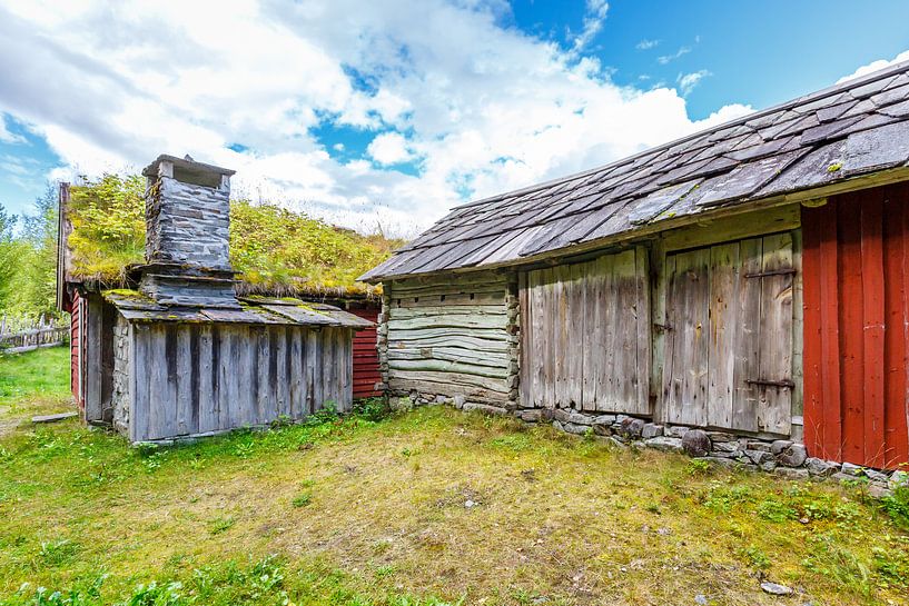 Oude schuur in Noorwegen van Pim Leijen