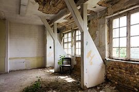 Urbex Empty room Kent School by Danique Verkolf
