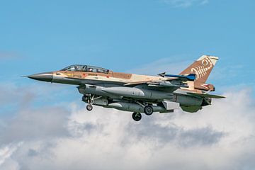 Een fraaie Israeli Air Force F-16D "Barak" van het 105 Squadron afkomstig van de vliegbasi van Jaap van den Berg
