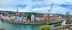 Zurich skyline panorama sur Dennis van de Water