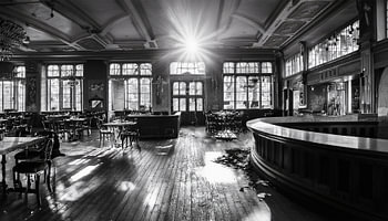 Lost Places Kaffee Bar mit Zweistock