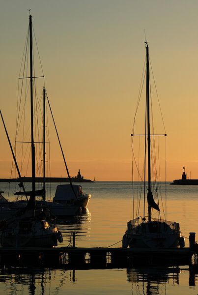 Blick auf den Hafen von Salerno mit Booten Italien von Martijn Jebbink Photography