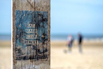 Eat Beach Sleep Repeat van Jeanette van Starkenburg
