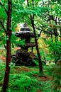 Pagode in het groen van Mickéle Godderis thumbnail