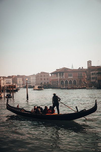Venice by Hello Pompoyo