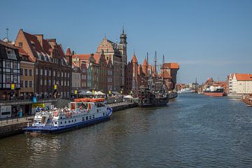 Kade in oude haven van Gdansk, Polen
