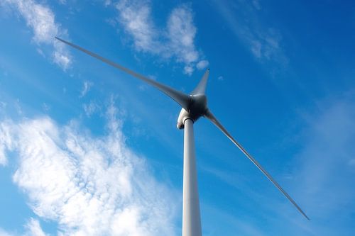 Drie bladen windmolen