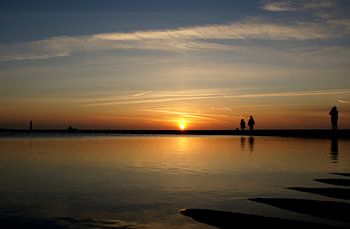 Den Sonnenuntergang beobachten