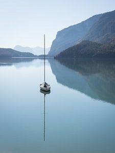 Natuur en rust aan het meer van Molveno Italië