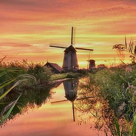 Molen Schermerhorn bij zonsondergang van John Leeninga