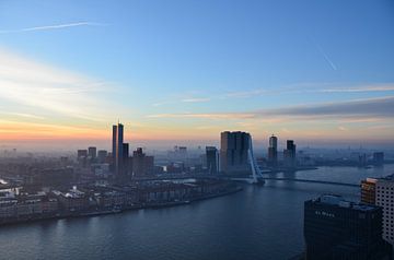 Vroege winterochtend in Rotterdam  van Marcel van Duinen