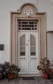 Front door city of Kos by simone schevers