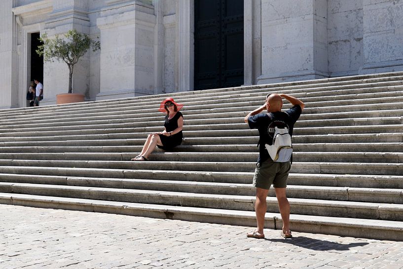 Red hat, Urbino Italië von Maren Oude Essink