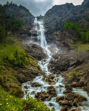 CASCADE ALPINE sur Simon Schuhmacher