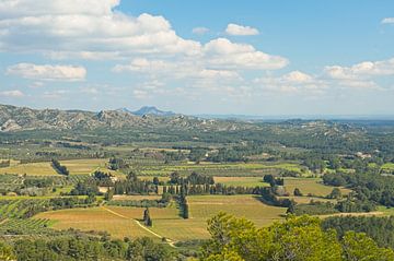 View from Les Baux-de-Provence over the surrounding countryside by Alexander Ließ