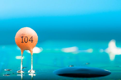 Macro foto van een electronisch component op een printplaat