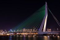 Erasmusbrug in Rotterdam by night van Mylène Amoureus thumbnail