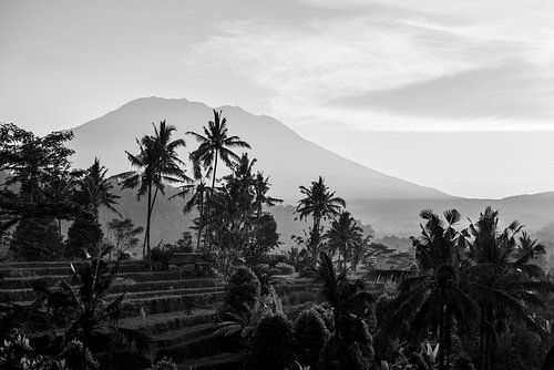 Gunung Agung von Sidemen aus - schwarz und weiß