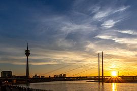 Düsseldorf skyline in a golden sunset by Your Happy Life