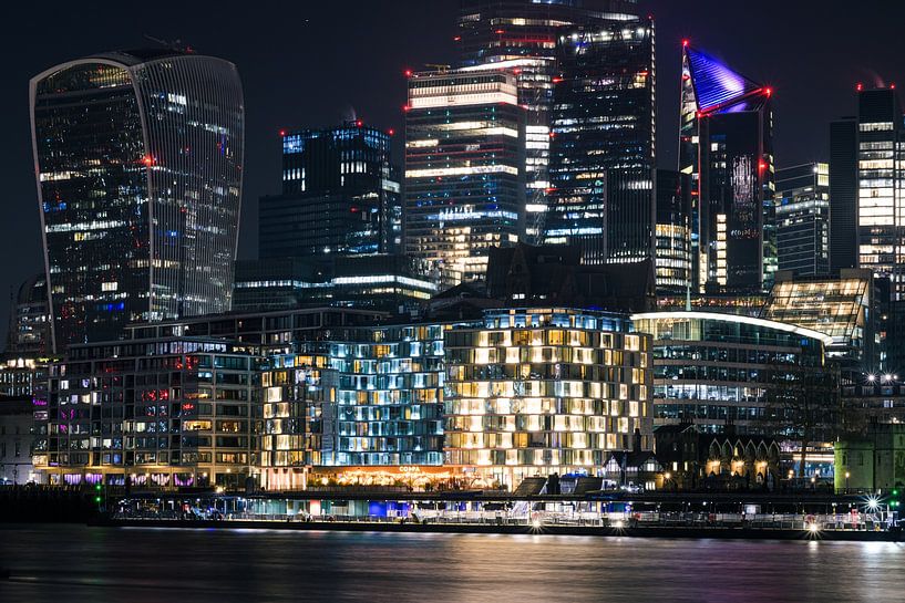 La ville de Londres la nuit par Luis Emilio Villegas Amador