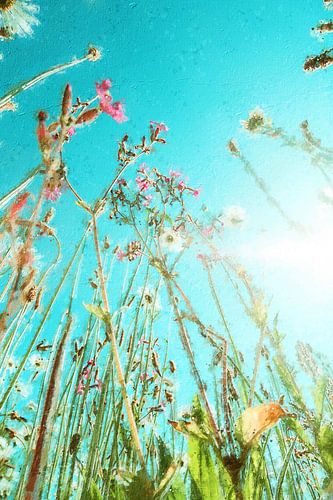Bouquet de fleurs sur fond de ciel bleu (peinture)
