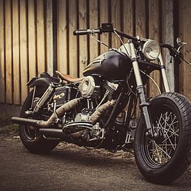 Harley Davidson Shovelhead sur Rianne Hazeleger