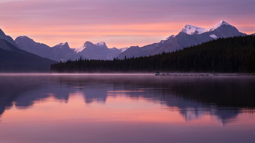 Maligne Lake, Jasper National Park, Alberta, Canada by Alexander Ludwig