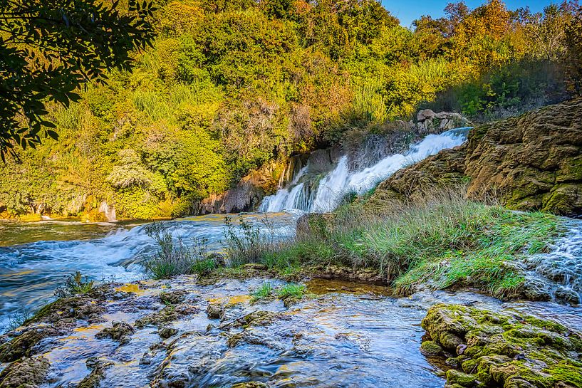 Waterval in Krka Nationaal Park, Kroatië van Rietje Bulthuis