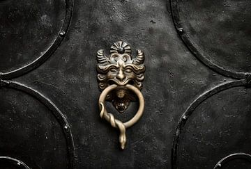 Old with interesting door handle by Sara in t Veld Fotografie
