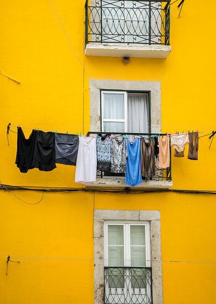Hanging Out To Dry par Urban Photo Lab