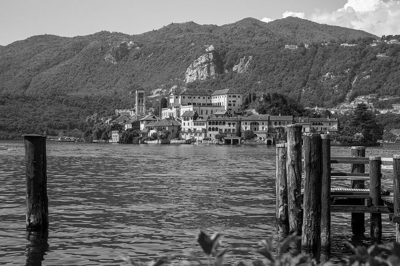 Isola San Giulio van Ton Tolboom