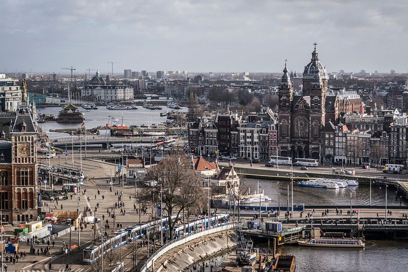 Amsterdam up high. van Renzo Gerritsen